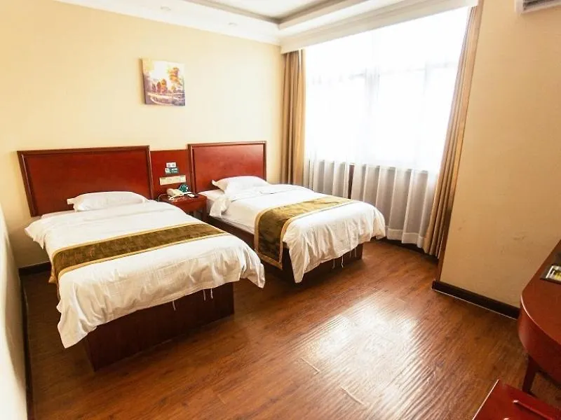 Greentree Inn Henan Zhumadian Yicheng Weisi Road Business Road 3*,