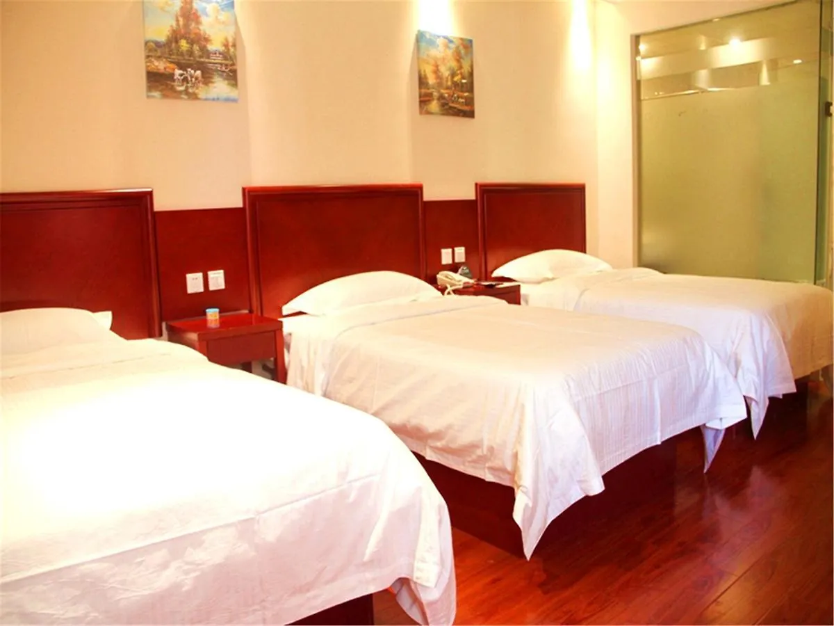 Greentree Inn Henan Zhumadian Yicheng Weisi Road Business Road 3*,  Čína